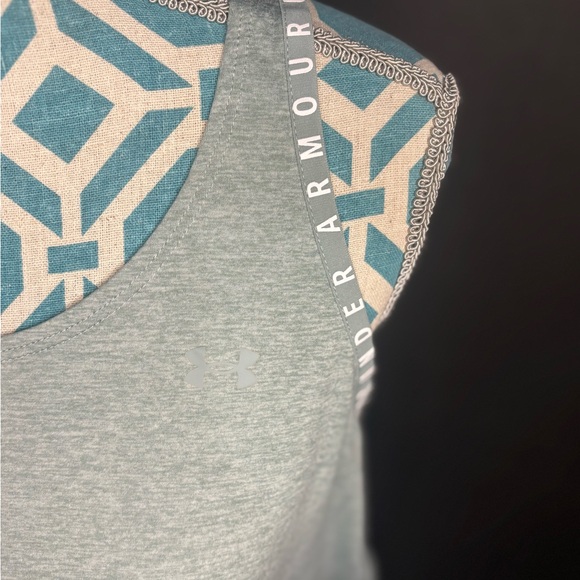 Under Armour Women's UA Knockout Athletic Tank Top Size Medium - Picture 3 of 7